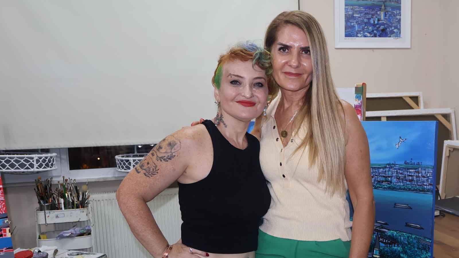 80 sergiye imza atan ressam alev Özas egodan uzak durun