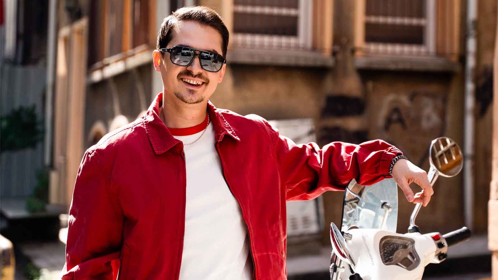 Ayberk Gezer’in İlk Single Çalışması “Bil Ki Değişmez” Tüm Dijital Platformlarda
